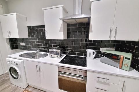 4 bedroom flat to rent, Ecclesall Road, Sheffield S11