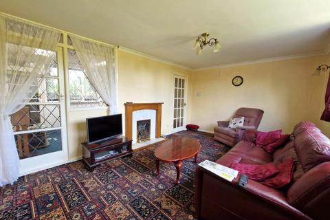 3 bedroom bungalow for sale, Surrey Close, Rugeley. WS15 1JZ