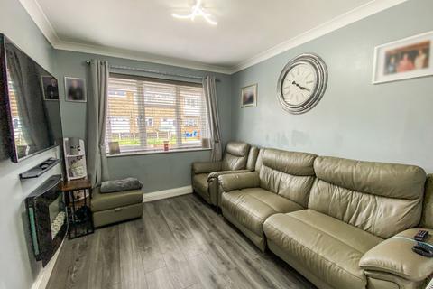 2 bedroom terraced house for sale, Castle Walk, Canvey Island