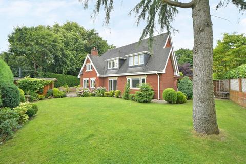 11 Blurton Priory, Stoke-on-trent, ST3 3PG