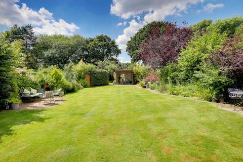 189 Peppard Road, Emmer Green, Reading, RG4 8TS