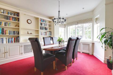 189 Peppard Road, Emmer Green, Reading, RG4 8TS