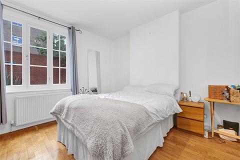 3 bedroom end of terrace house for sale, Maria Terrace, London, E1