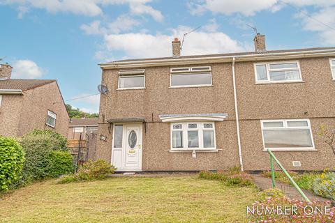 3 bedroom semi-detached house for sale, Elm Drive, Risca, NP11