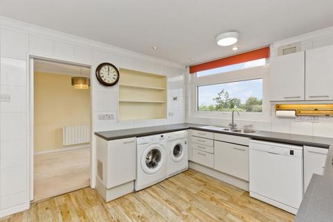 3 bedroom flat for sale, 8 Ravelston Heights, Edinburgh EH4 3LX