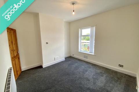 2 bedroom terraced house to rent, Webb Lane, Stockport, SK1 4EL