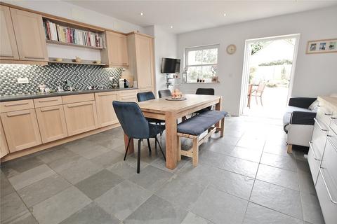 4 bedroom terraced house for sale, Florence Way, Woking GU21