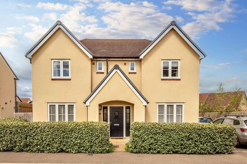 4 bedroom detached house to rent, Wheeler Way, Malmesbury, SN16