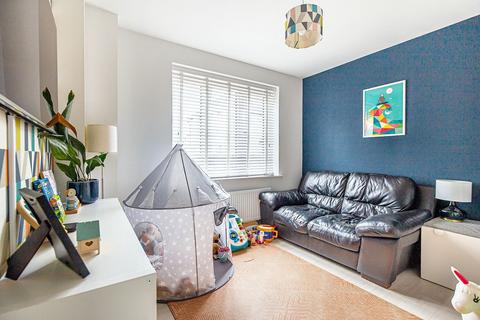 4 bedroom detached house to rent, Wheeler Way, Malmesbury, SN16