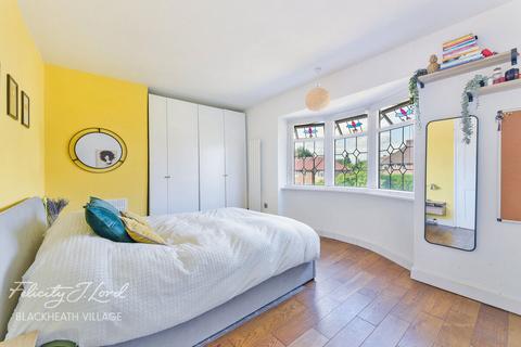 18 Scarsbrook Road, London, SE3 8AF