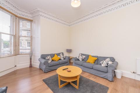 4 bedroom flat to rent, South Clerk Street, Newington, Edinburgh, EH8