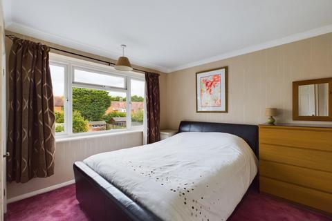 46 Beech Way, Basingstoke, RG23 8LW