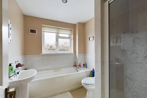 46 Beech Way, Basingstoke, RG23 8LW