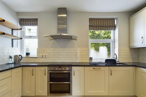3 bedroom semi-detached house to rent, Fore Street, Port Isaac, Cornwall
