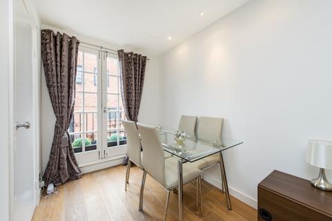 2 bedroom townhouse to rent, Royal Crescent Mews London W11