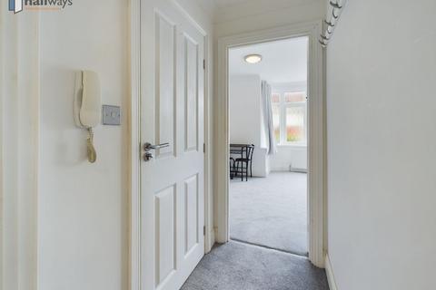 undefined, Coulsdon CR5