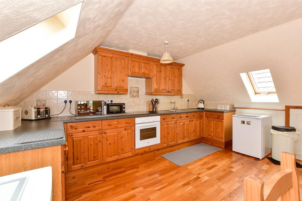 Kitchen/ Living Room