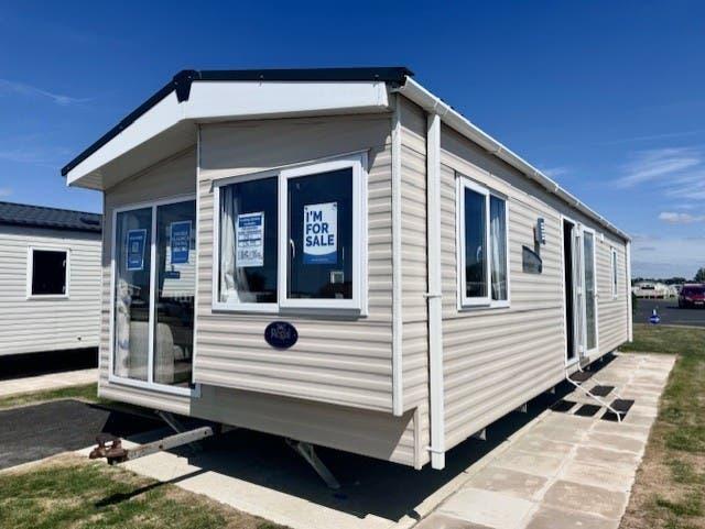 St Osyth Beach   Regal  Kingston Deluxe  For Sale