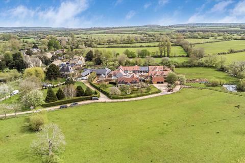 7 bedroom detached house for sale, Northmoor, Oxfordshire, OX29.