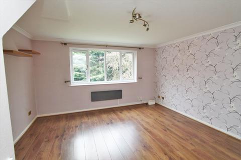 2 bedroom maisonette to rent, Middlefield, Wordsworth Court Middlefield, AL10