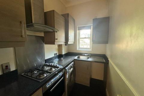 1 bedroom apartment for sale, Worple Road, Epsom, Surrey