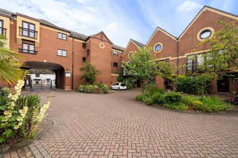 1 bedroom flat for sale, Wellowgate Mews, Grimsby, Lincolnshire, DN32