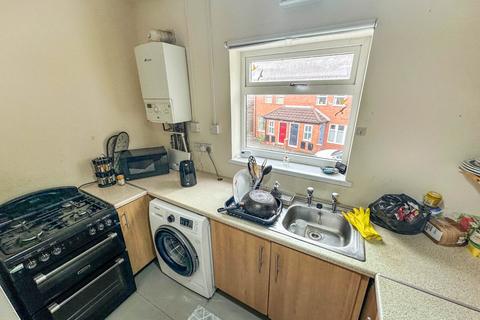 1 bedroom flat to rent, Slade Lane, Manchester, Greater Manchester, M19