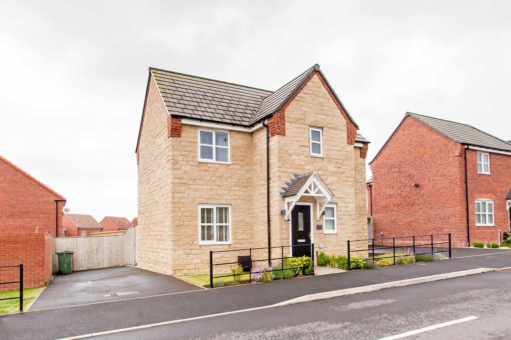 Lawson Close, Bolsover, S44 3 bed detached house for sale £244,950