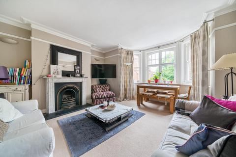 3 bedroom flat for sale, Queens Club Gardens, Barons Court