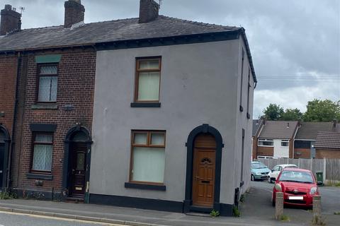 2 bedroom terraced house for sale, 53 Shaw Road, Royton