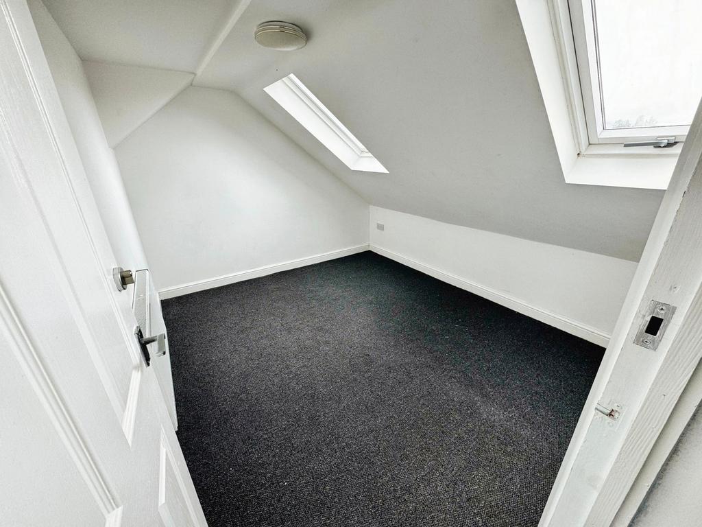 Front Bedroom (2nd floor)