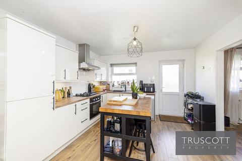 19 Durar Drive, Edinburgh, EH4 7HW