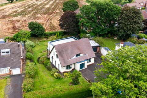 5 bedroom detached house for sale, Twiss Green Lane, Culcheth, Warrington, Cheshire, WA3 4DQ