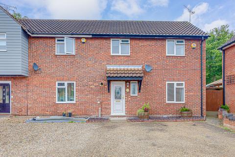 38 Burgundy Gardens, Basildon, SS13 1NP
