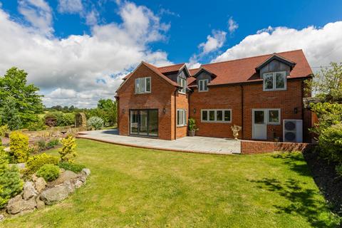 6 bedroom detached house for sale, Buckingham MK18