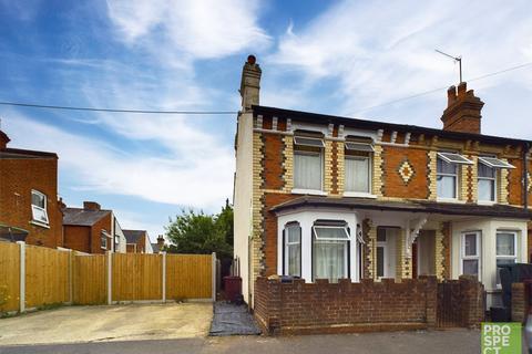 3 bedroom end of terrace house for sale, Curzon Street, Reading, Berkshire, RG30
