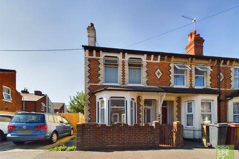 3 bedroom end of terrace house for sale, Curzon Street, Reading, Berkshire, RG30