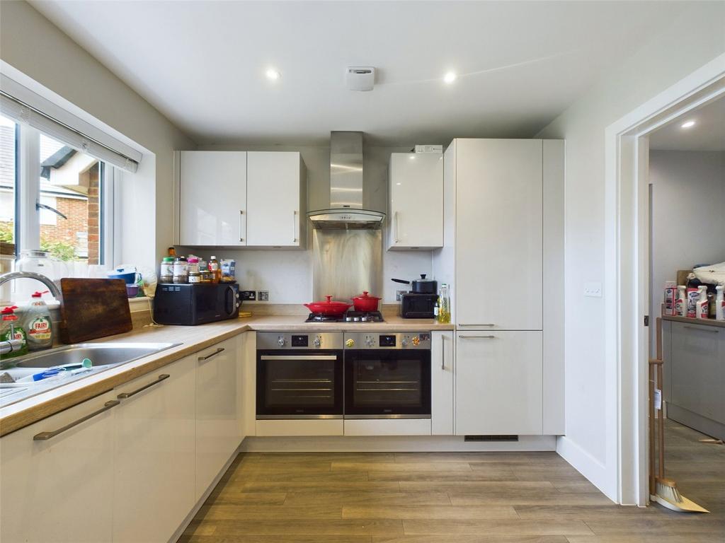 Kitchen/Utility Room