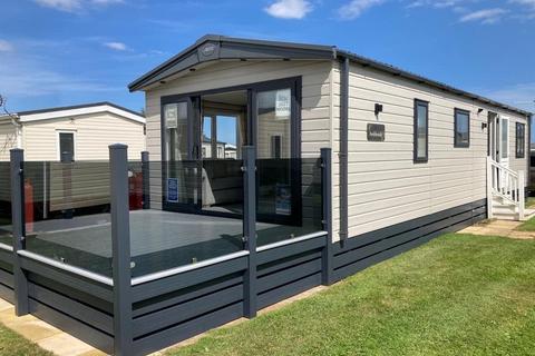 2 bedroom lodge for sale, Amble Links Holiday Park