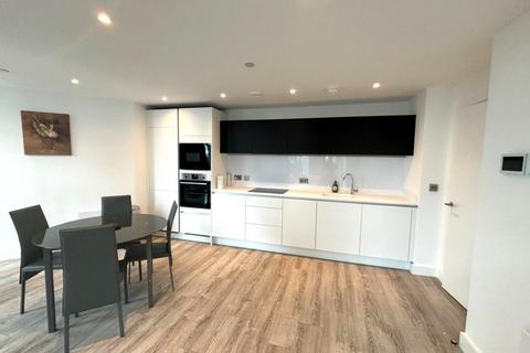 2 bedroom apartment to rent, Silvercroft Street, Manchester M15