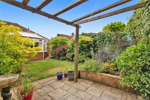 2 bedroom semi-detached bungalow for sale, Benedict Drive, Worthing, BN11 2NY