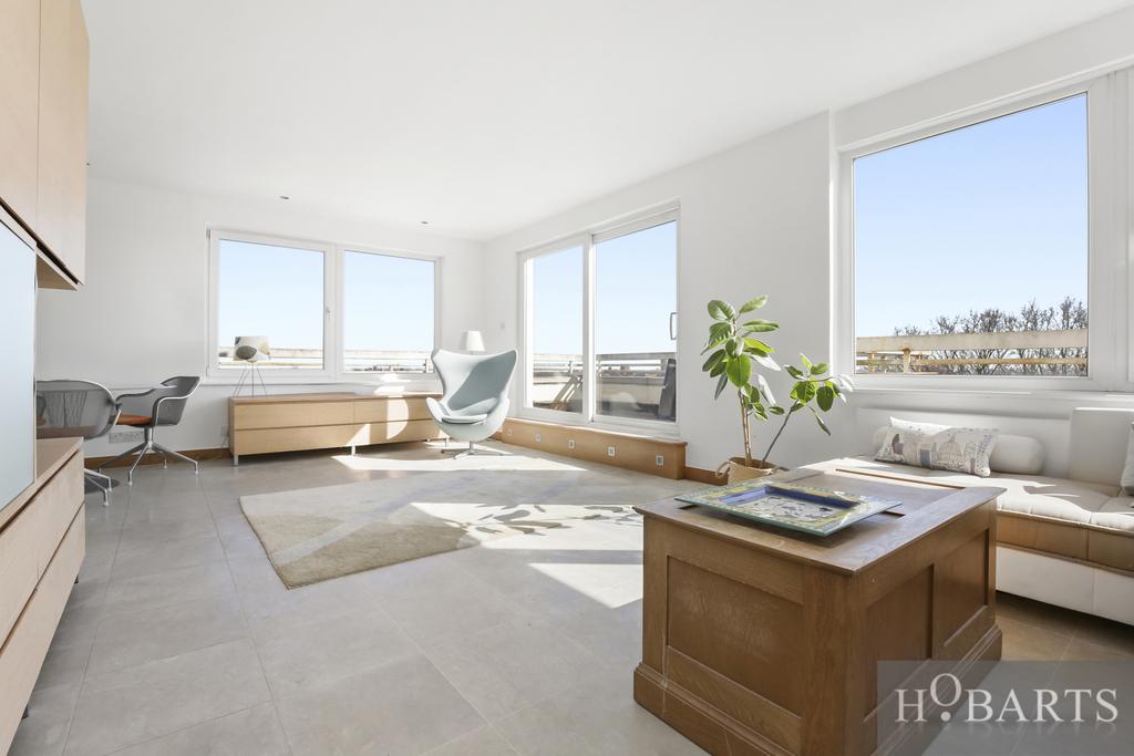 One-Bedroom Penthouse Apartment with Private Terr