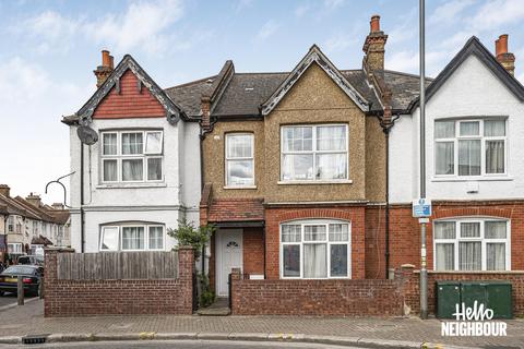 3 bedroom terraced house to rent, Longmead Road, London, SW17