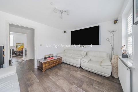 4 bedroom terraced house for sale, Renwick Drive, Bromley