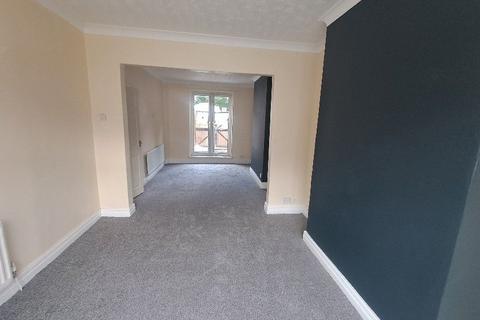 3 bedroom semi-detached house to rent, Croft Gardens , Ferryhill DL17