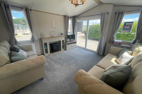 2 bedroom static caravan for sale, Par Sands Coastal Holiday Park