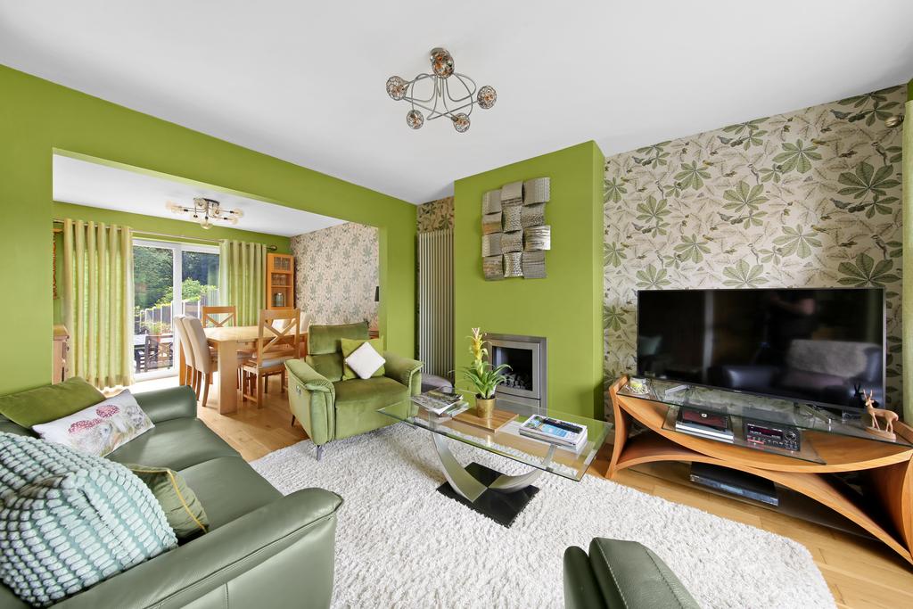 Unstone, Dronfield S18 4 bed semidetached house for sale £389,950