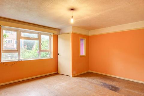 Studio for sale, Eagle House Gardens, Blandford Forum