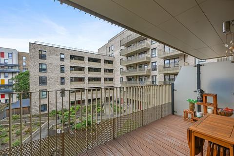 1 bedroom flat for sale, Munster Court, Acton Gardens