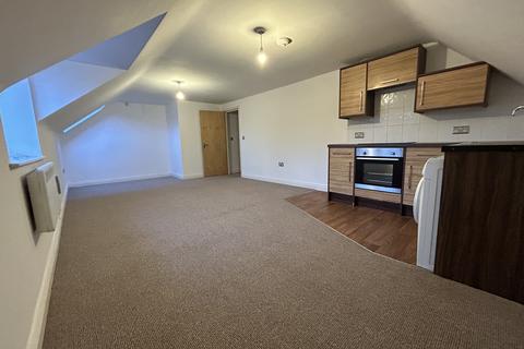 2 bedroom flat to rent, Somerset Terrace, Bristol BS3